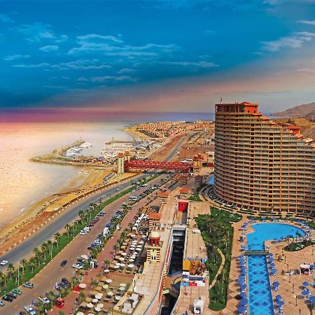Porto Sokhna Pyramids Apartments Powered By Amer-Group Family Only Ain Sukhna Esterno foto