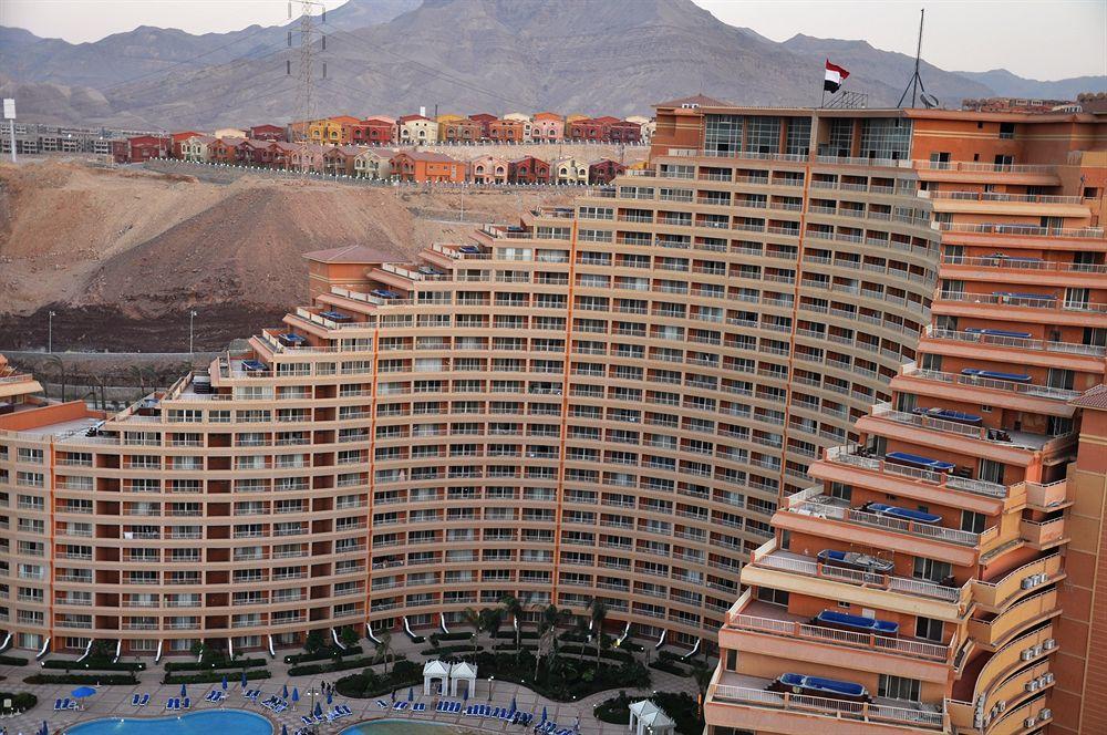 Porto Sokhna Pyramids Apartments Powered By Amer-Group Family Only Ain Sukhna Esterno foto