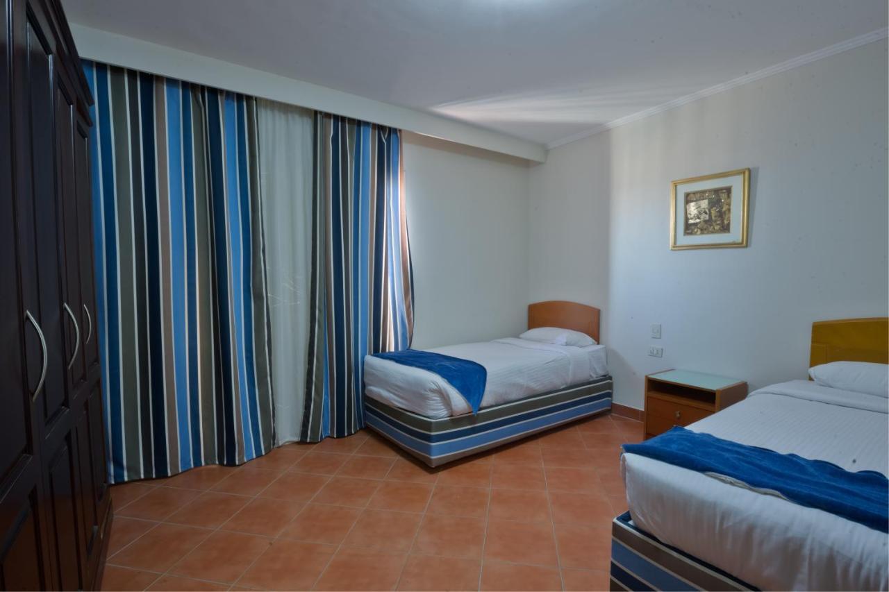 Porto Sokhna Pyramids Apartments Powered By Amer-Group Family Only Ain Sukhna Esterno foto